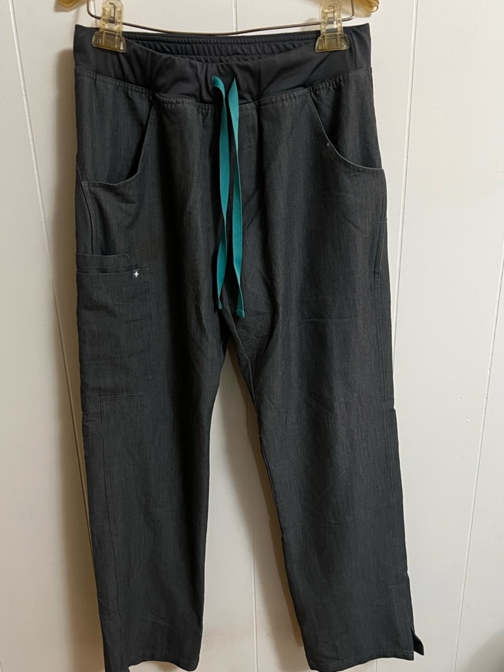 Figs Technical Collection Scrub Set - Picture 6 of 6